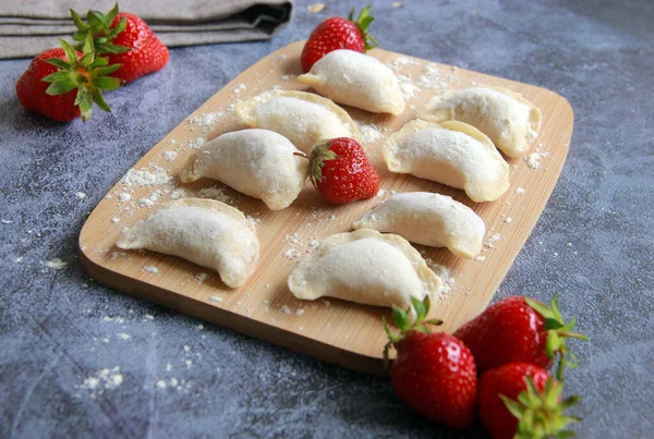 Traditional Ukrainian Food Handmade Varenyky Sweet Strawberry Filling Delicious Summer — Stock Fotó