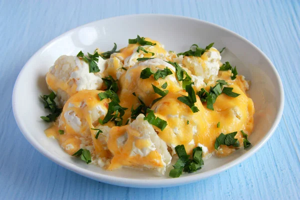 Baked Cauliflower Cheddar Cheese Sauce Delicious Vegetarian Meal Sauted Cauliflower — Stockfoto