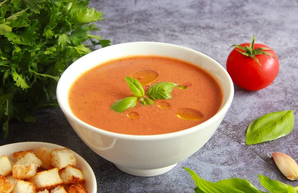 Homemade Gazpacho Soup White Bowl Cold Spanish Tomato Soup Croutons — Stock Photo, Image