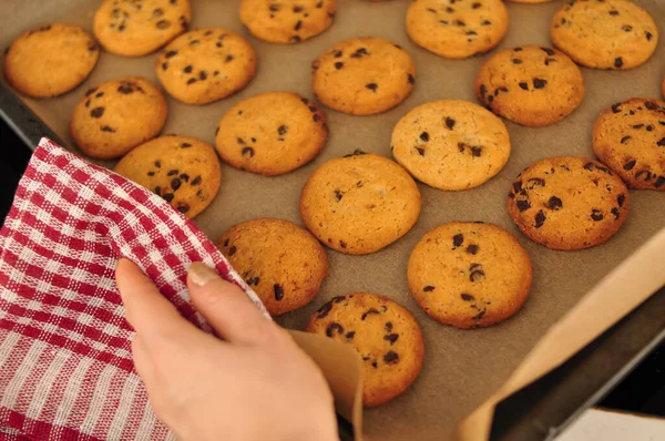 Biscoitos Crocantes Doces Com Chocolate Escuro Para Espaço Cópia Chá — Fotografia de Stock