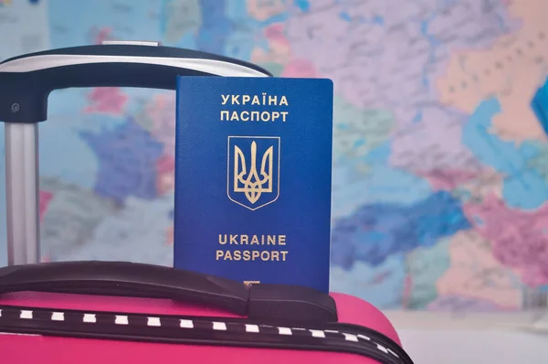 Український Міжнародний Паспорт Світова Мапа Біженців Фотографія Високої Якості — стокове фото