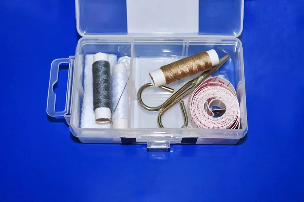 Equipment Sewing Scissors Tap Measure Threads — Φωτογραφία Αρχείου