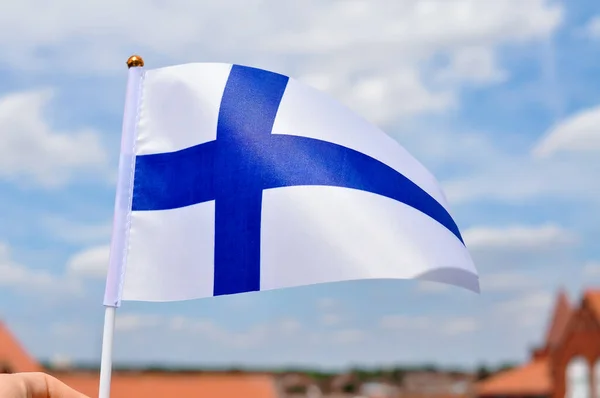 Κλείσιμο Της Εθνικής Λευκής Σημαίας Μπλε Σταυρό Της Φινλανδίας — Φωτογραφία Αρχείου