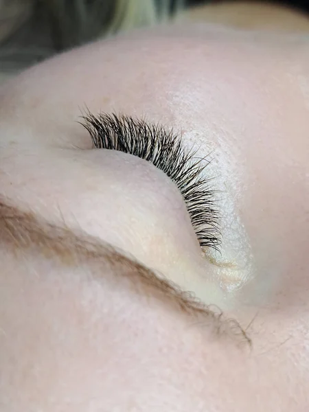 Nahaufnahme Von Wimpernverlängerungen Schönheitssalon Makroauge Hochwertiges Foto — Stockfoto