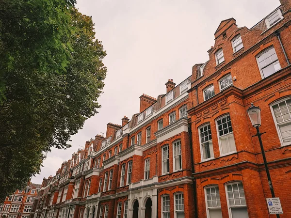 Huizen Gemaakt Van Rode Oranje Bakstenen London Straten — Stockfoto