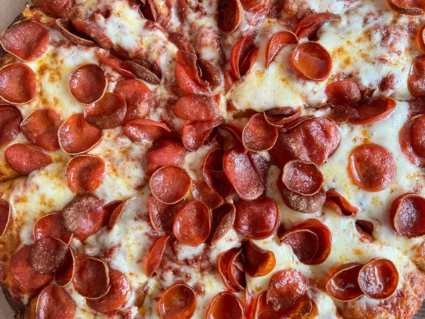 Whole Large Pepperoni Pizza Mini Pepperonis Delivered Cardboard Box — Stock Photo, Image