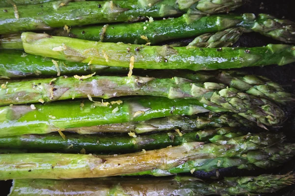 Asparagus Grilled Cast Iron Skillet Summer Outdoor Bbq — Zdjęcie stockowe