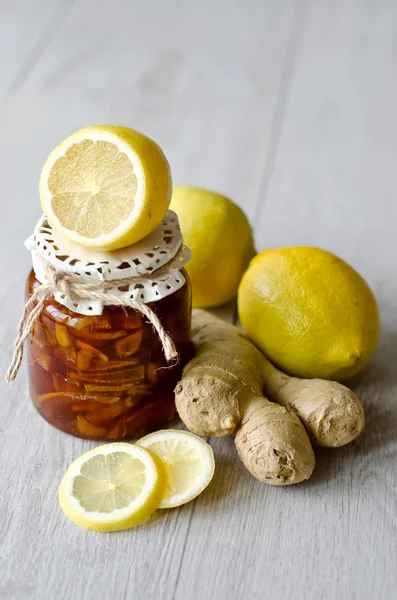 Zitronenmarmelade mit Ingwer — Stockfoto