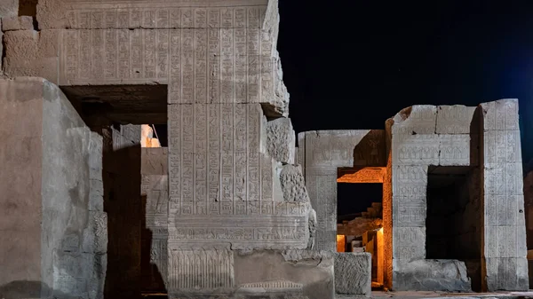 Ancient Egyptian Temple Kom Ombo Dark Night Sky Doorways Illuminated — Stock Photo, Image