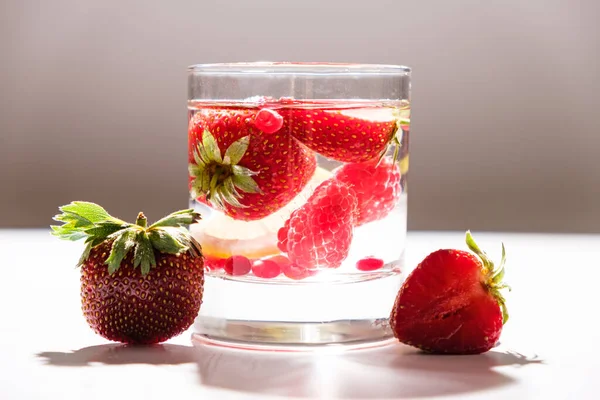 Summer Cocktail Strawberries Raspberries Ice White Background Side View — Stockfoto