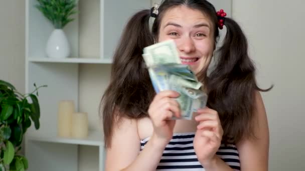 Funny Silly Woman Two Ponytails Has Fun Holding Lot Money — Stockvideo