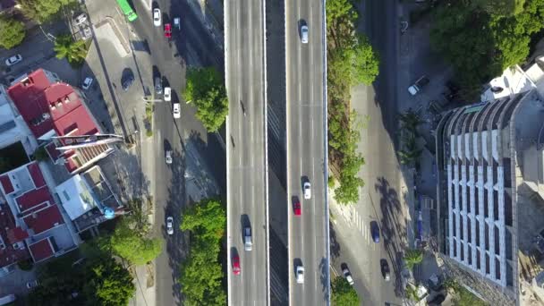Flygfoto av trafiken på boulevard lazaro cardenas i Guadalajara — Stockvideo