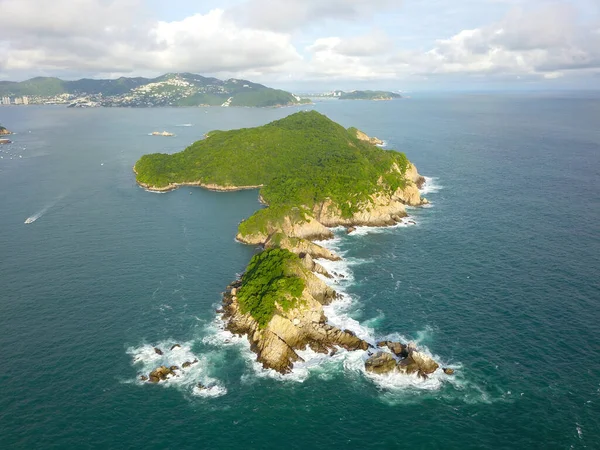 Vista drone do lado sul da ilha de La Roqueta — Fotografia de Stock