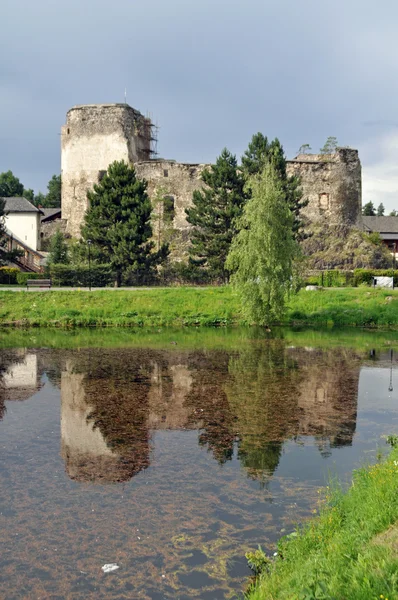 Slovakya 'da Liptovsky Grodek Kalesi Harabeleri
