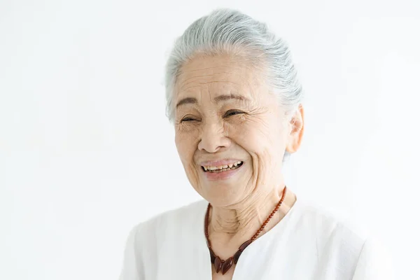 Portrait Femme Asiatique Âgée Aux Cheveux Blancs — Photo