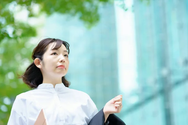 Female Commuting Office Casual Style Business District — Stock Photo, Image