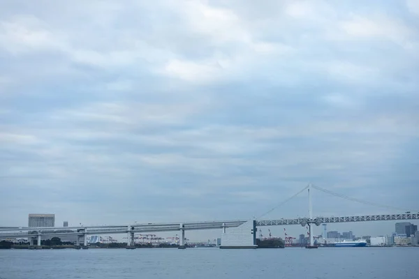 Regenbogenbrücke Über Der Bucht Von Tokio Bewölkten Tagen — Stockfoto