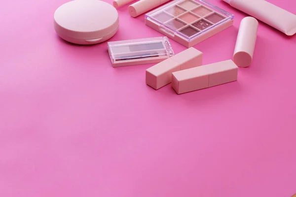 Een Set Van Make Tools Een Roze Achtergrond — Stockfoto