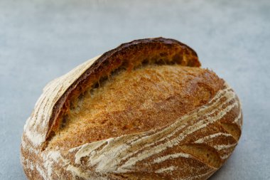 Masaya konmuş lezzetli ekmek.