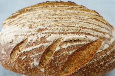 Masaya konmuş lezzetli ekmek.