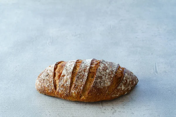 Delizioso Pane Posto Sul Tavolo — Foto Stock