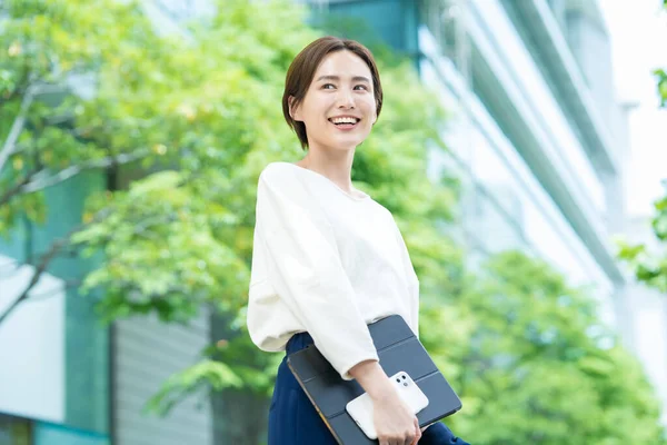 Young Woman Looking Sky Business Woman — Stock Photo, Image