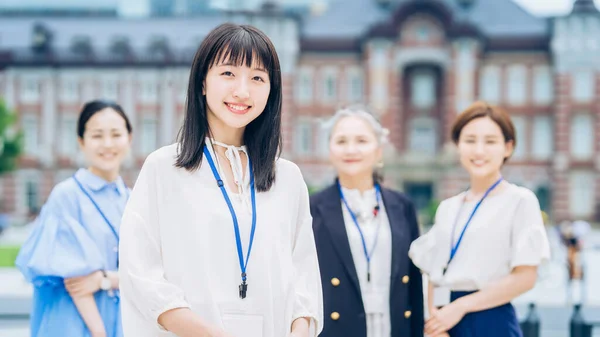 College Student New Employee Young Woman Senior Members Society — Photo