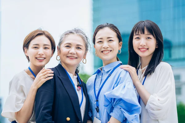 Business Women Various Generations Outdoors — Stok fotoğraf