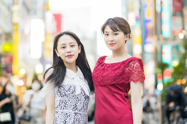 Two Young Women Posing Downtown — Photo