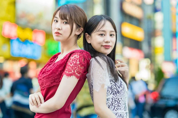 Two Young Women Posing Downtown — Stok Foto
