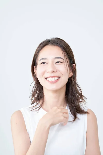 Portrait Asiatique Jeune Femme Fond Blanc — Photo