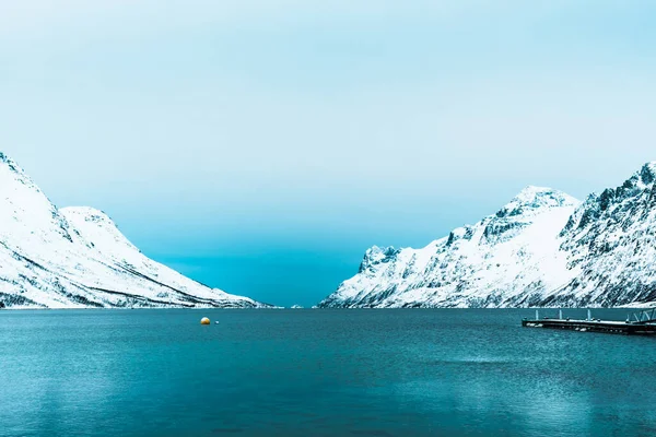 Ersfjorden Troms Norwegia Zimą Ersfjorden Fiord Gminie Troms Norwegii Długości — Zdjęcie stockowe