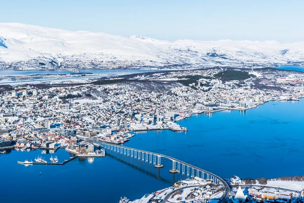 Neuvěřitelný Pohled Město Troms Norsku Vrcholu Storsteinen Horská Římsa Asi — Stock fotografie