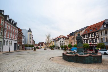 Thüringen 'deki Schmlln pazarı.