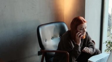 Mesafe öğrenme kavramı ya da serbest çalışan birinin uzaktan çalışma kavramı