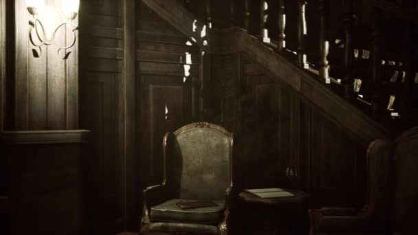 Escuro velho abandonado interior clássico — Vídeo de Stock