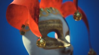 Venedik karnaval maskeleri altınla