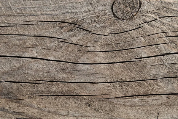 Faktura Naturalnej Pękniętej Drewnianej Deski Węzłem Zbliżenie — Zdjęcie stockowe