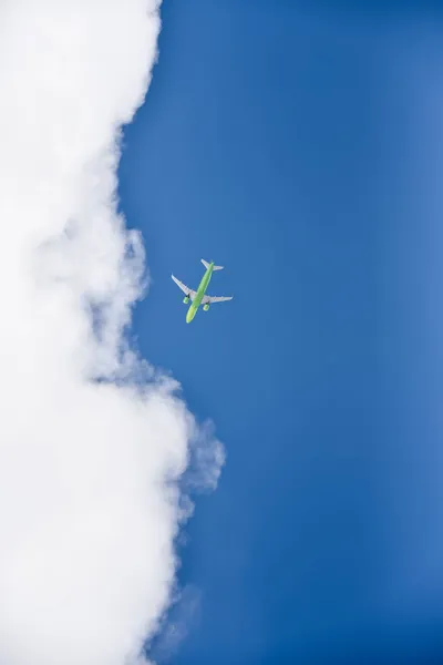 Prise Vue Angle Bas Avion Passagers Avec Corps Vert Avec — Photo