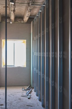 İnşaat alanındaki bir duvarın ayrıntıları