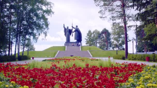 托木斯克是第二次世界大战后方的一座纪念碑 — 图库视频影像