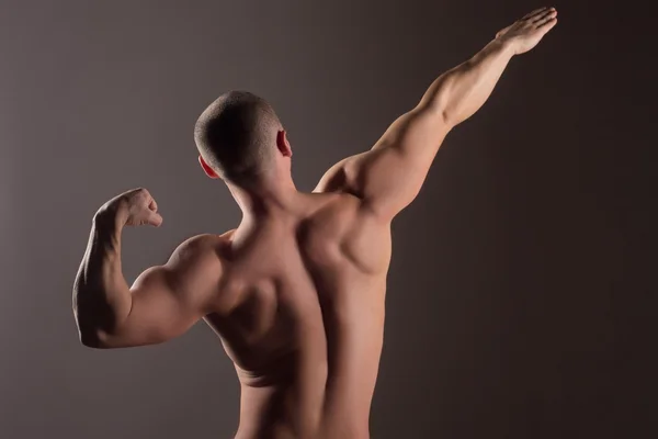 The Perfect male body - Awesome bodybuilder posing — Stock Photo, Image