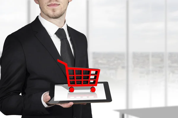 Businessman tablet carrito de la compra —  Fotos de Stock