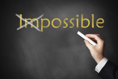 El çizimi imkansız kara tahta üzerinde