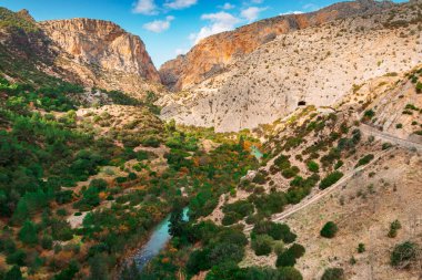 Caminito del Rey yürüyüş yolu, Kralların patikası, El Chorro Gorge 'un güzel manzarası, Ardales, Malaga, İspanya.