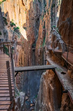 Caminito del Rey yürüyüş yolu, Kralların patikası, El Chorro Gorge 'un güzel manzarası, Ardales, Malaga, İspanya.