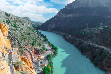 Caminito del Rey yürüyüş yolu, Kralların patikası, El Chorro Gorge 'un güzel manzarası, Ardales, Malaga, İspanya.