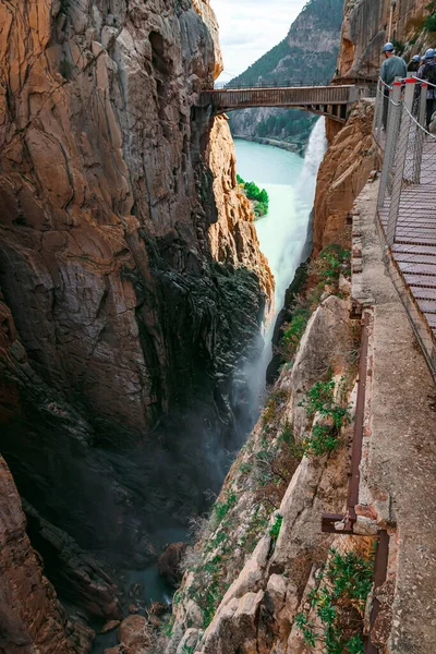 Caminito del Rey walking trail , Kings little pathway, Beautiful views of El Chorro Gorge, Ardales, Malaga, Spain. — Stock Photo, Image