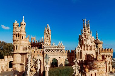 Kristof Kolomb 'a adanmış Colomare Anıt Kalesi. Benalmadena Malaga İspanya.