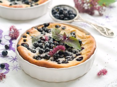 yaban mersini ile pasta